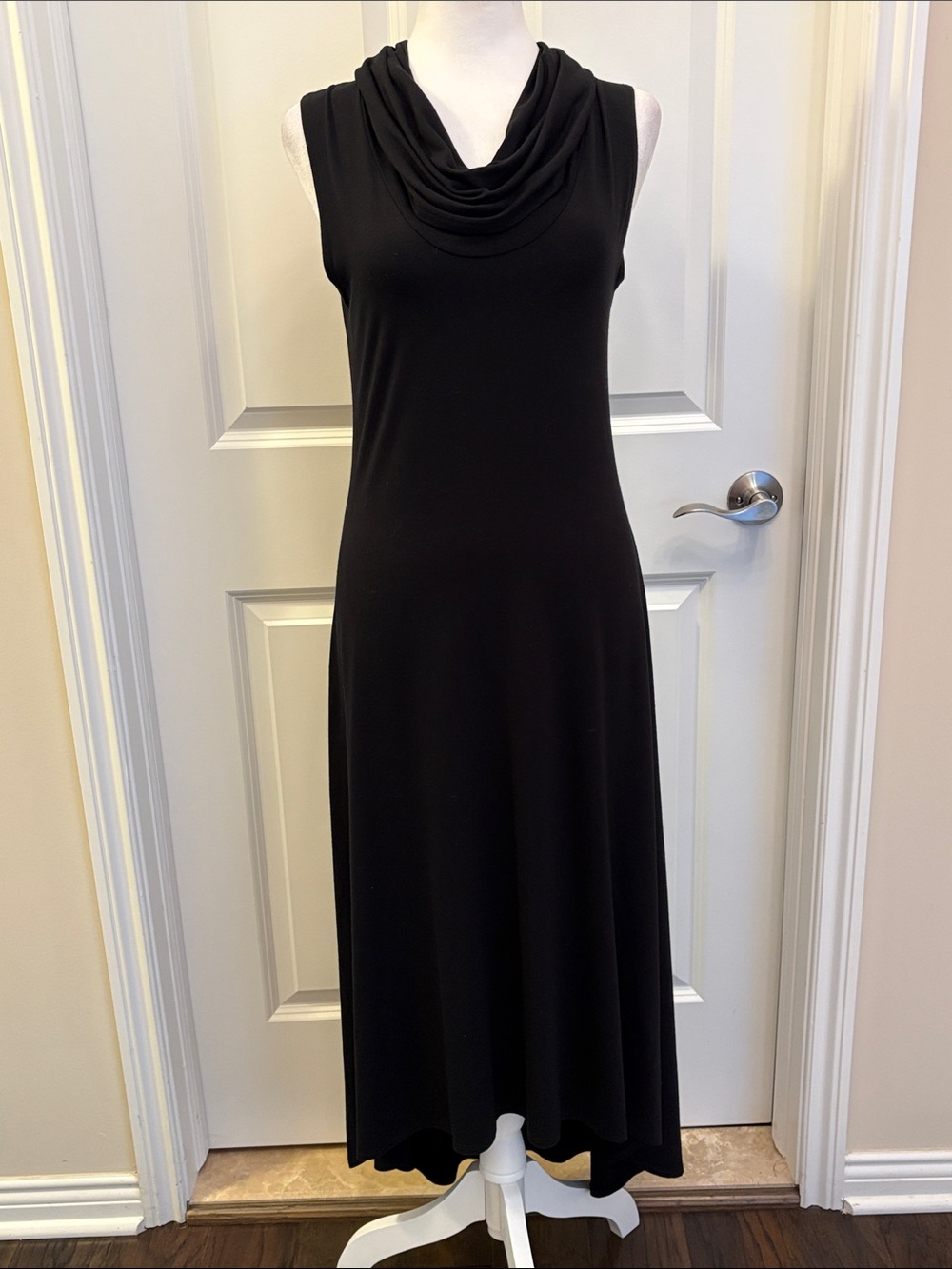 Karen Kane Black Sleeveless Cowl Neck Maxi Dress Small
